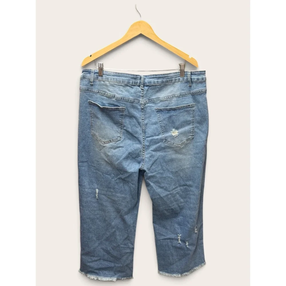Distressed Medium Wash Cropped Jeans Raw Hem Ripped Denim Size 3XL 20